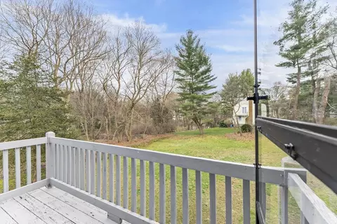Exterior - 10 Wildwood Dr, Needham, MA 02492 photo 6 of 7