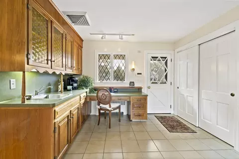 Kitchen - 10 Wildwood Dr, Needham, MA 02492 photo 2 of 5
