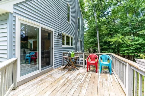Exterior - 161 Hampton Rd, Sharon, MA 02067 photo 7 of 9