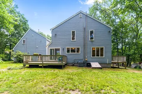 Exterior - 161 Hampton Rd, Sharon, MA 02067 photo 6 of 9