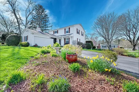 9 Jennings Rd, Westborough, MA 01581