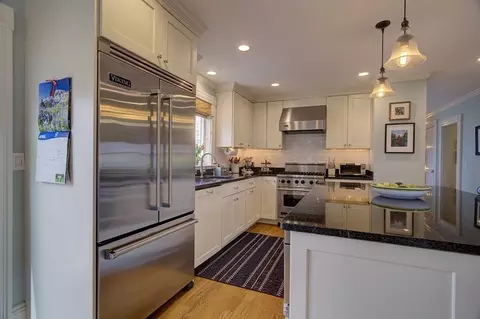 Kitchen - 22 Arlington St, Hamilton, MA 01982 photo 3 of 4