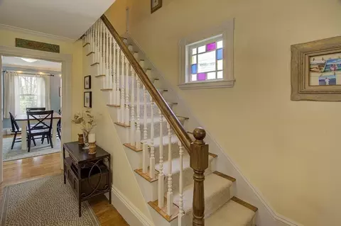 Entry Way - 22 Arlington St, Hamilton, MA 01982 photo 1 of 1