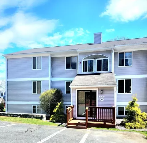 330 Sunderland Rd #75, Worcester, MA 01604