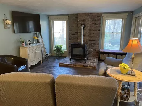 51 Spaulding St, Townsend, MA 01469 photo 7