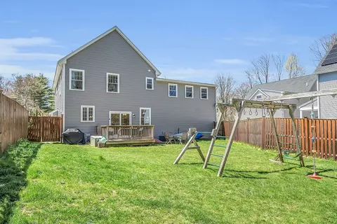 Exterior - 7 Adeline Way, Acton, MA 01720 photo 5 of 6