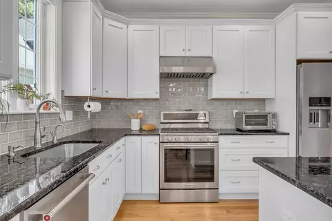Kitchen - 7 Adeline Way, Acton, MA 01720 photo 5 of 6