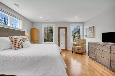 Bedroom - 7 Adeline Way, Acton, MA 01720 photo 2 of 5