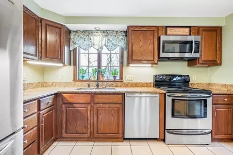 Kitchen - 9 Genevieve Ln, Webster, MA 01570 photo 2 of 2