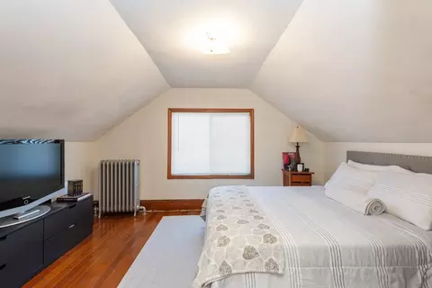 Bedroom - 19 Stuart St, Everett, MA 02149 photo 1 of 9