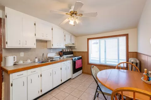 Kitchen - 19 Stuart St, Everett, MA 02149 photo 3 of 5