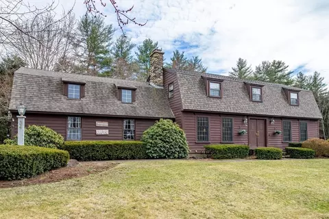 34 Fruitland Rd, Barre, MA 01005