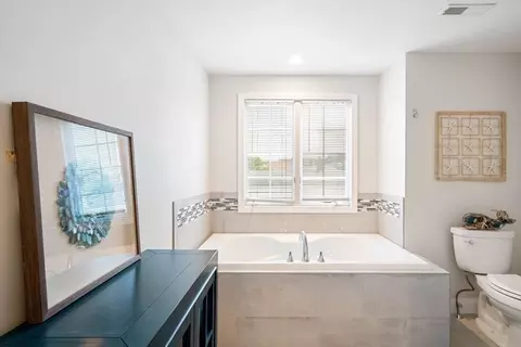 57 E St, Hull, MA 02045 photo 17