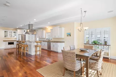 57 E St, Hull, MA 02045 photo 6
