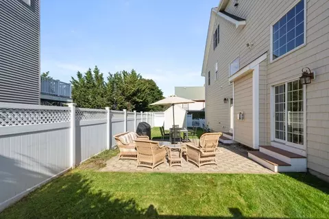 57 E St, Hull, MA 02045 photo 28