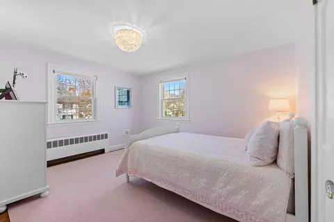 Bedroom - 40 Eaton Rd, Needham, MA 02492 photo 2 of 8