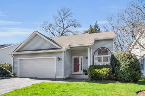 53 Weatherstone Dr #53, Worcester, MA 01604