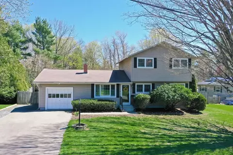 77 Regal St, Holliston, MA 01746