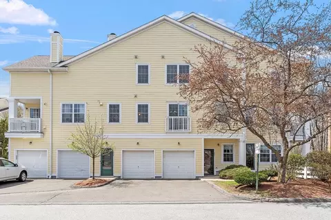 604 Gazebo Cir #604, Reading, MA 01867