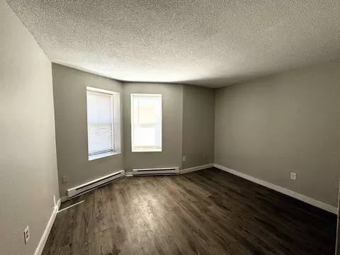 828 Chicopee St, Chicopee, MA 01013 photo 5