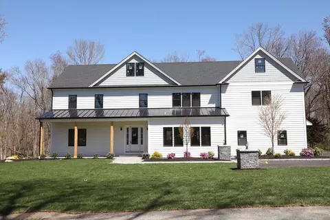 7 Course Brook Rd, Sherborn, MA 01770
