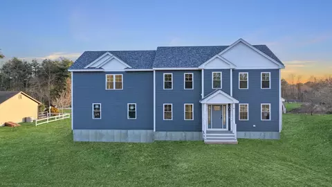 17 Cortney Dr, Westport, MA 02790