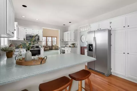 Kitchen - 123 Lilah Ln, Reading, MA 01867 photo 1 of 4