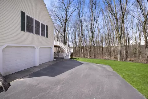 Exterior - 123 Lilah Ln, Reading, MA 01867 photo 6 of 6