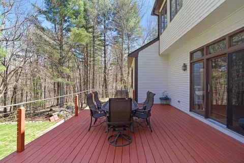 Exterior - 198 East St, Upton, MA 01568 photo 4 of 6