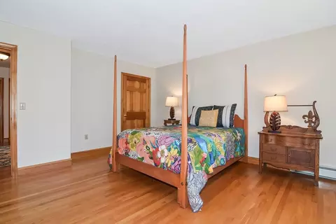 Bedroom - 198 East St, Upton, MA 01568 photo 5 of 7