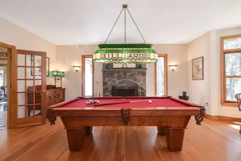 Living - 198 East St, Upton, MA 01568 photo 3 of 10