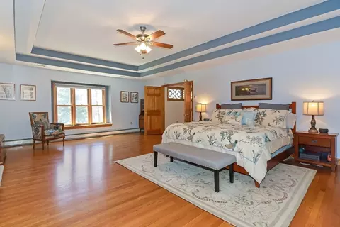 Bedroom - 198 East St, Upton, MA 01568 photo 2 of 7