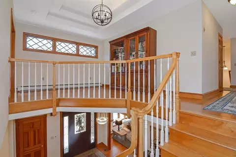 Entry Way - 198 East St, Upton, MA 01568 photo 3 of 4