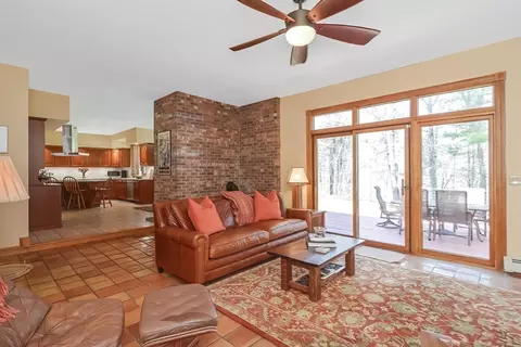 Living - 198 East St, Upton, MA 01568 photo 7 of 10