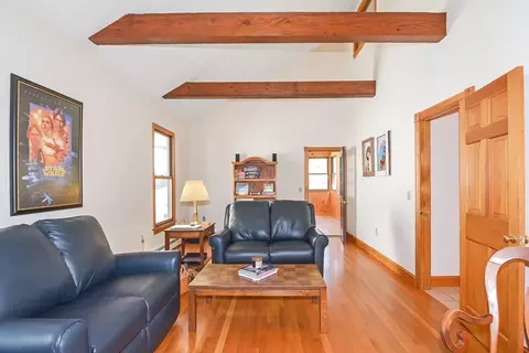 Living - 198 East St, Upton, MA 01568 photo 10 of 10
