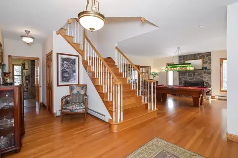 Entry Way - 198 East St, Upton, MA 01568 photo 2 of 4