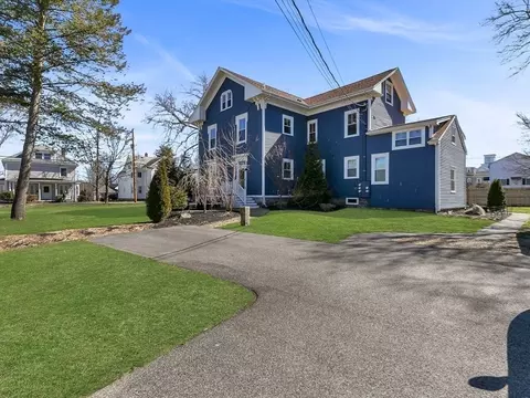Exterior - 149 High St #1, Danvers, MA 01923 photo 6 of 10