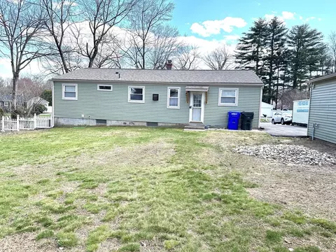 Exterior - 98 Corey Rd, Springfield, MA 01128 photo 7 of 9