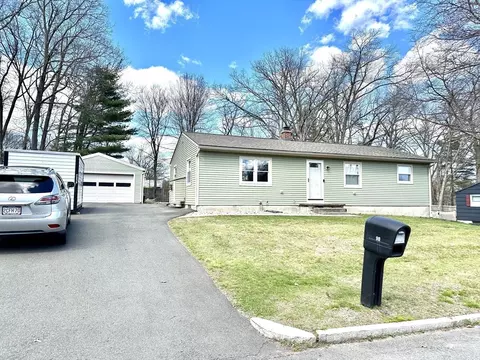 Exterior - 98 Corey Rd, Springfield, MA 01128 photo 8 of 9