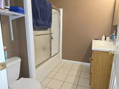 96 Danforth St, Fall River, MA 02720 photo 16