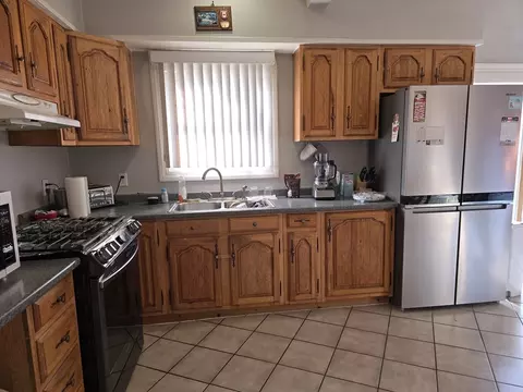 96 Danforth St, Fall River, MA 02720 photo 15