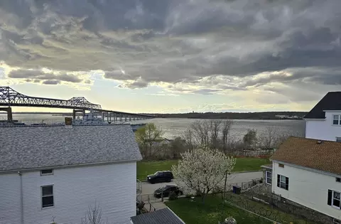 96 Danforth St, Fall River, MA 02720 photo 8