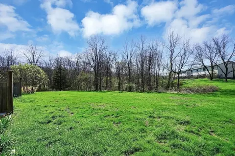 View/Area - 170 E Hadley Rd #15, Amherst, MA 01002 photo 1 of 2