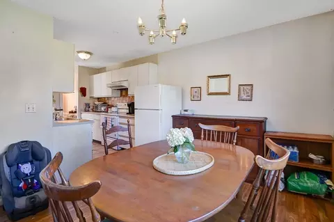 Dining - 170 E Hadley Rd #15, Amherst, MA 01002 photo 3 of 3