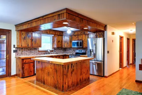 Kitchen - 1 Pearl Brook Rd, Townsend, MA 01474 photo 1 of 4