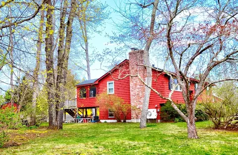 Exterior - 1 Pearl Brook Rd, Townsend, MA 01474 photo 2 of 7