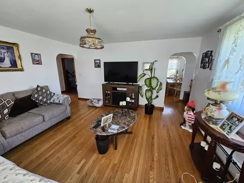 830 N Eastern Ave, Fall River, MA 02720 photo 12