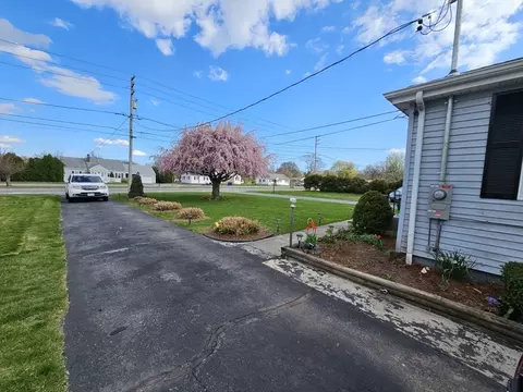 830 N Eastern Ave, Fall River, MA 02720 photo 3