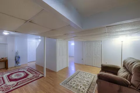 Living - 5 Shawnee Rd, Worcester, MA 01606 photo 6 of 6