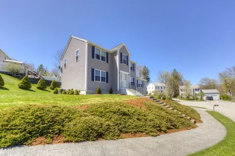 Exterior - 5 Shawnee Rd, Worcester, MA 01606 photo 4 of 10